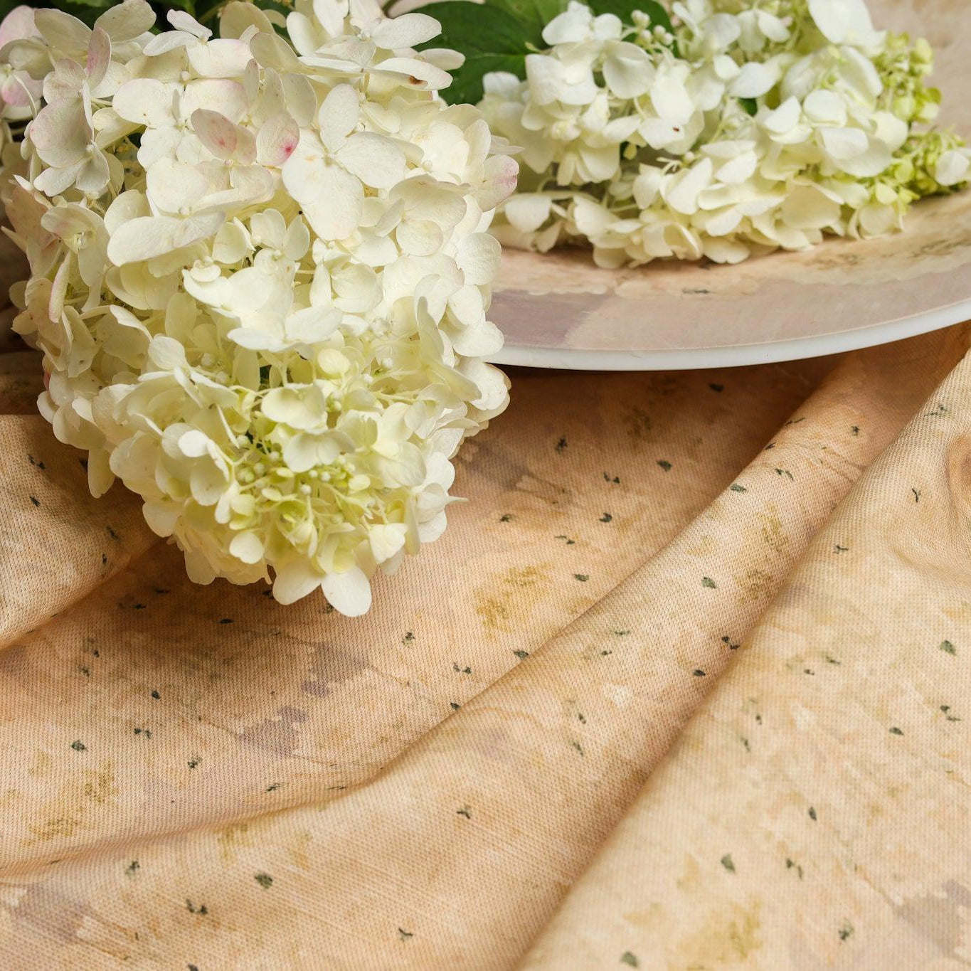 Centerpiece White Hydrangea Luxury Fabric Small Repeat - Truett Designs